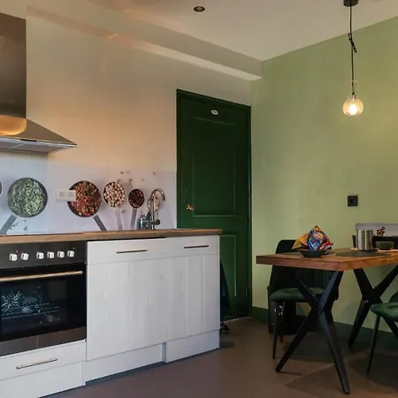 Apartment Luxe En Ruim Voor 4 Personen. Nieuw-Lekkerland