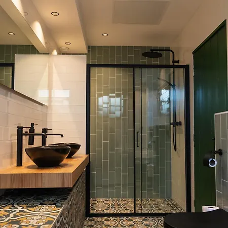 Luxe En Ruim Voor 4 Personen.