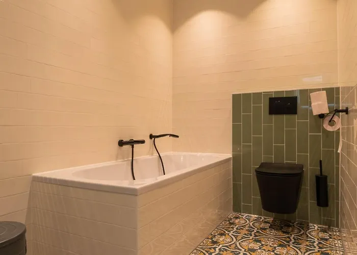 Luxe En Ruim Voor 4 Personen. Nieuw-Lekkerland